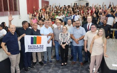 Escola do Legislativo leva cursos gratuitos para estudantes de Augustinópolis