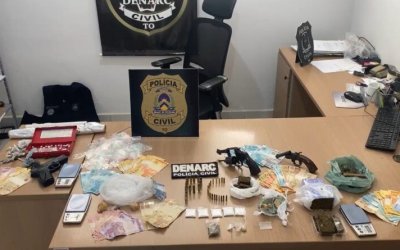 Polícia Civil prende cinco e apreende armas, drogas e dinheiro em operação contra tráfico em Araguaína