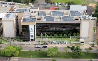 Justiça nega pedido da Prefeitura de Araguaína para anular doação de terrenos feita na gestão de Valuar Barros