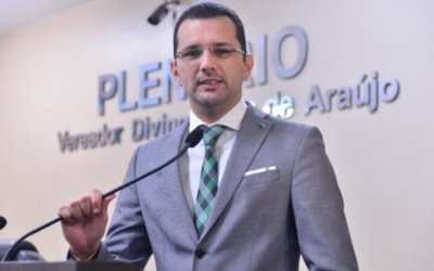 Mesmo com advogados na Câmara, Legislativo de Araguaína contratou escritório particular e pagou quase R$ 2 milhões por ação contra a Prefeitura