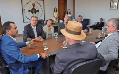 Governador Wanderlei Barbosa recebe conselheiros de Tribunais de Contas da Argentina