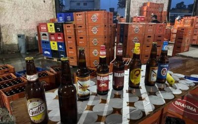 R$ 57 bi: Facções que vendem bebidas falsificadas tem receita maior que a da Ambev