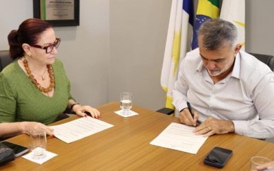 Aleto recebe Proposta Orçamentária de 2025 do Tribunal de Justiça