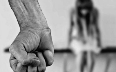 Acusado de estuprar a filha adolescente é condenado a 48 anos de prisão