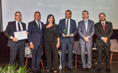 Governador Wanderlei Barbosa recebe prêmio de 2ª melhor gestão contábil e fiscal do país