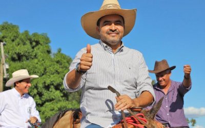 Em Paraíso do Tocantins, governador Wanderlei Barbosa participa da cavalgada da 27ª Edição da ExpoBrasil