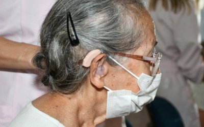 Governo do Tocantins intensifica entrega de aparelhos auditivos