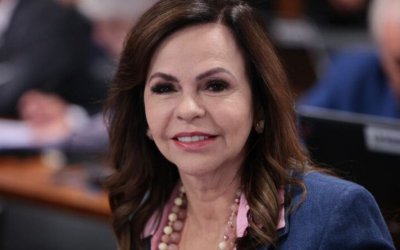 Professora Dorinha foi a única senadora do Tocantins que votou a favor da volta do DPVAT
