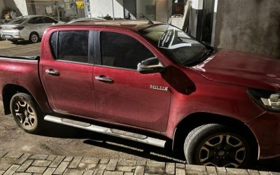 PRF e Polícia Civil prendem quadrilha especializada no roubo de camionetes e veículos de luxo