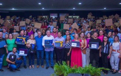 Governo do Tocantins finaliza entrega de notebooks do PROFE Digital nas Regionais de Educação de Araguatins e Tocantinópolis