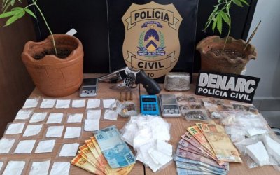 Polícia Civil apreende armas e drogas e prende dois traficantes em Araguaína