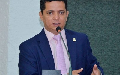 Jorge Frederico critica retirada de trabalhadores da Via Lago