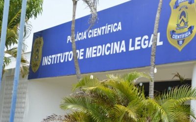 IML aguarda reclamação de familiares de dois corpos masculinos