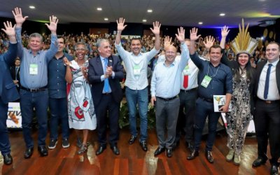 Com representantes ministeriais, governador Wanderlei Barbosa lança Caravana Federativa no Tocantins