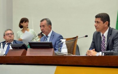 Deputados aprovam PEC que altera prazo para convocação de suplente em caso de licença particular