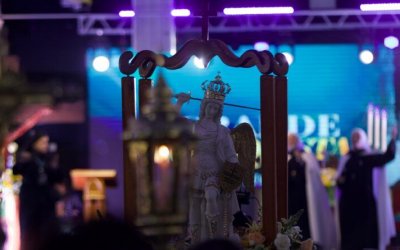 Imagem oficial de São Miguel Arcanjo, vinda da Itália, chega a Palmas em peregrinação nacional