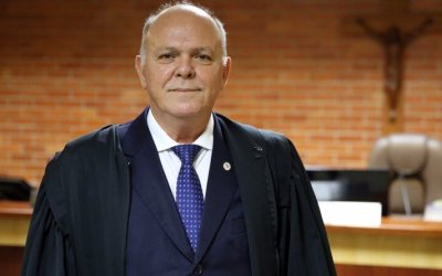 CNJ prorroga afastamento de desembargador Helvécio de Brito Maia Neto, investigado por venda de sentenças