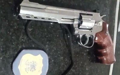 VÍDEO: Dois homens são presos por roubo, cárcere privado e extorsão durante festa de aniversário em Araguaína