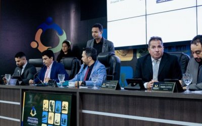 Em meio a ?crise financeira? Câmara de Araguaína paga R$ 12 mil a auxiliar administrativo e R$ 8 mil a vigilante em contratos temporários sem concurso