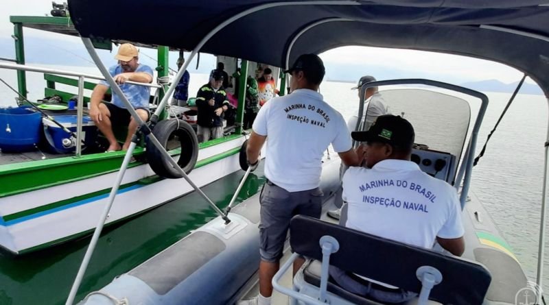 Marinha realiza atendimentos para regularização de embarcações e condutores em Araguaína