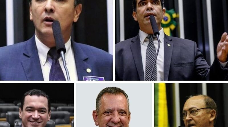 Antônio Andrade, Gaguim, Alexandre Guimarães, Lázaro e Ricardo Ayres votam a favor de mais deputados em BrasÃlia
