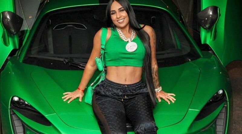 Justiça suspende leilão de bens apreendidos de Karol Digital após recursos da defesa