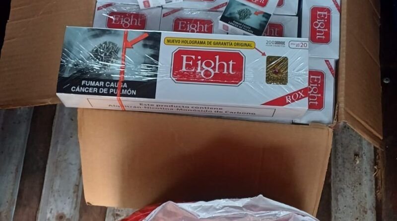 PRF apreende cigarros contrabandeados e celulares sem nota fiscal em ônibus na BR-153, em Araguaína