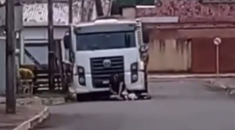 Policial Militar filmado agredindo idoso é preso em GuaraÃ