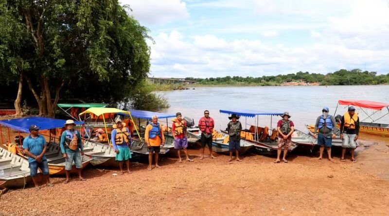 Travessia gratuita de passageiros entre Tocantins e Maranhão é iniciada após desabamento de ponte