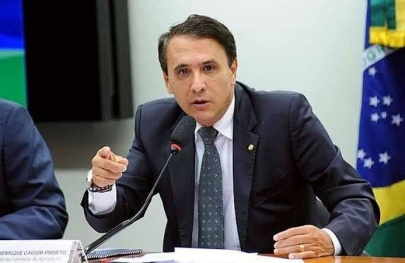 Carlos Gaguim estuda ação criminal contra ministro Renan Filho após desabamento da Ponte JK