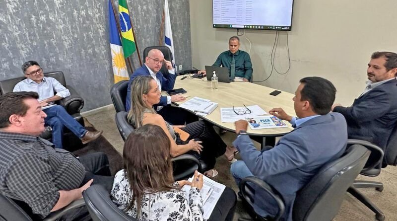 Governo do Tocantins avança em discussões sobre novo PCCR da Educação