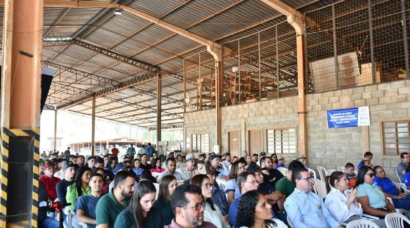 Governo do Tocantins leva informações sobre sanidade animal aos produtores rurais de Pedro Afonso