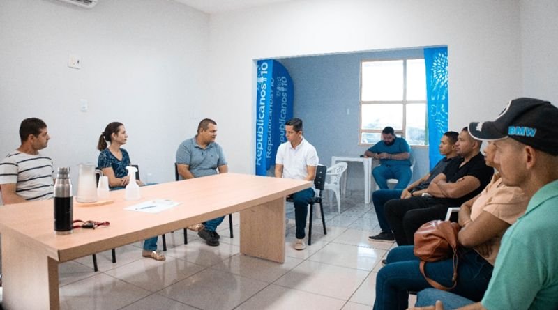 ?Todo servidor público será valorizado e respeitado?, afirma Jorge Frederico em reunião com profissionais do SAMU