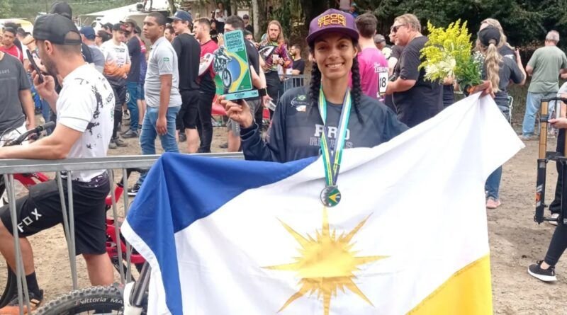 Com o apoio do Governo do Tocantins, atleta de Palmas é vice-campeã brasileira de downhill