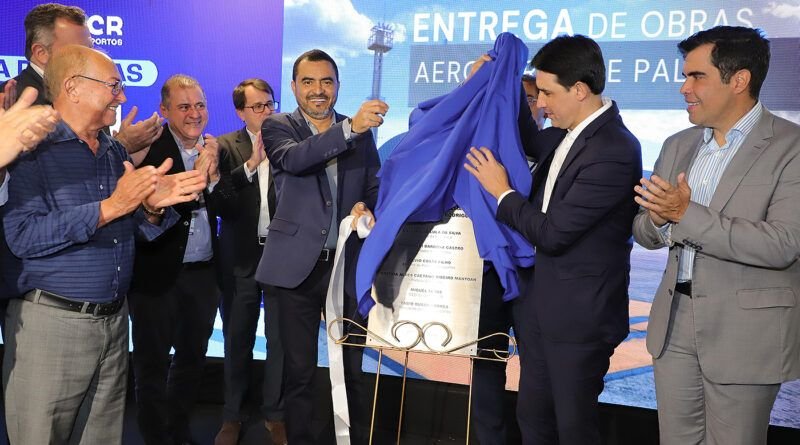 Wanderlei Barbosa e ministro de Portos e Aeroportos entregam reforma do Aeroporto de Palmas; Governador cobra voos para Araguaína