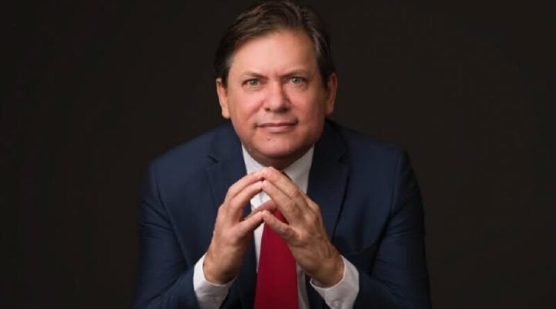 Laurez Moreira troca comando da SSP e nomeia Abzair Paniago como novo secretário de Segurança Pública