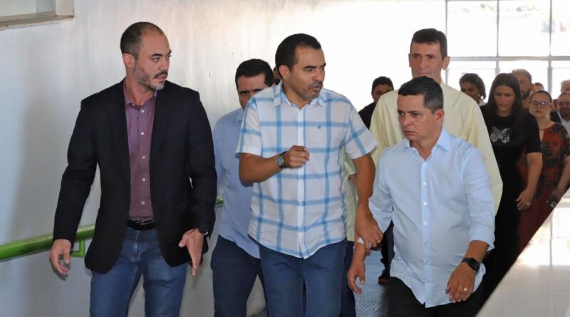 Em AraguaÃna, governador Wanderlei Barbosa se compromete em levar melhorias para importantes unidades de saúde da cidade