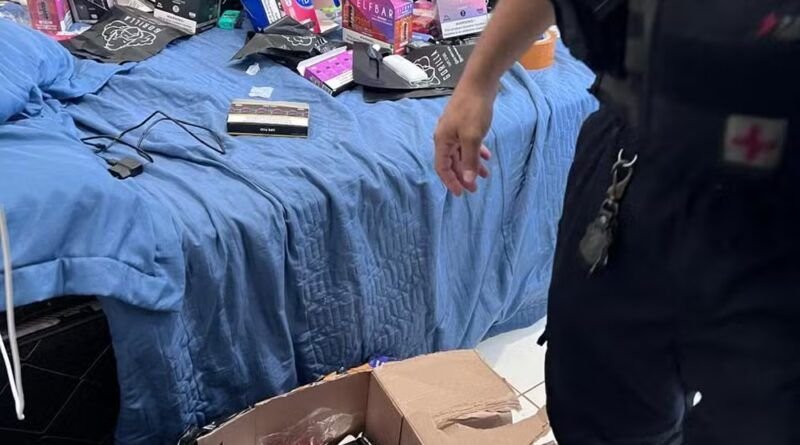 Operação apreende mais de mil cigarros eletrônicos que seriam vendidos em lojas virtuais