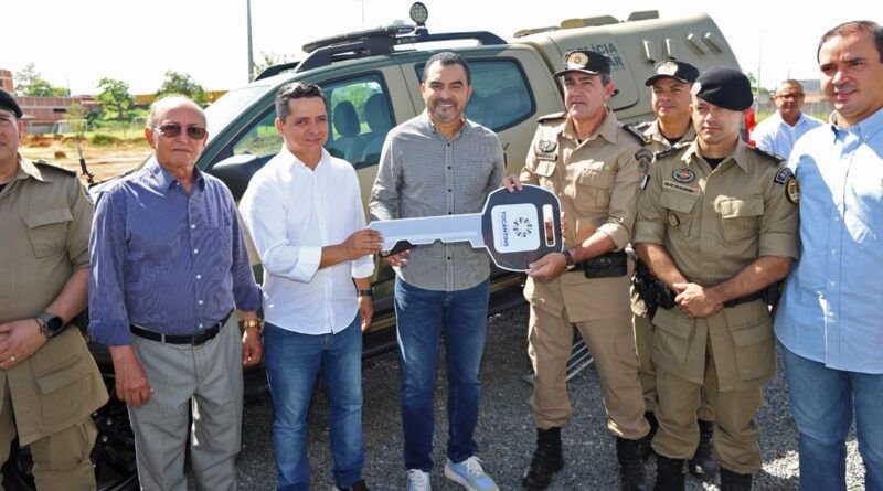 Governador Wanderlei Barbosa inaugura Comando Regional de Policiamento e base da Força Tática em Araguaína