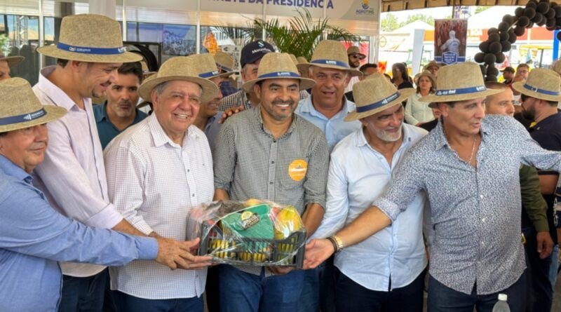 Adapec inaugura depósito modelo de armazenamento de embalagens de agrotóxicos
