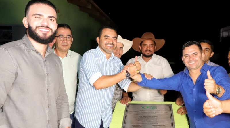 Com entrega de obras, governador Wanderlei Barbosa celebra o aniversário de Rio dos Bois