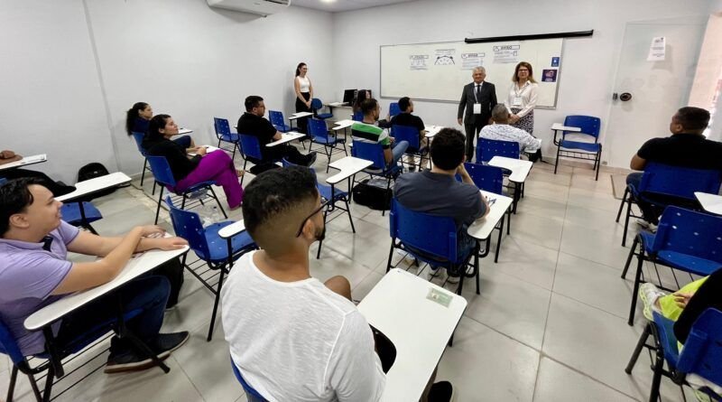 No Tocantins, mais de 300 candidatos participam do I Exame Nacional da Magistratura (ENAM)