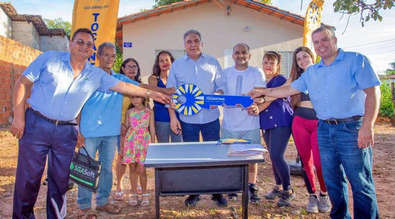 Vice-governador Laurez Moreira participa da entrega de unidades habitacionais do programa Pró-Moradia, no Taquari