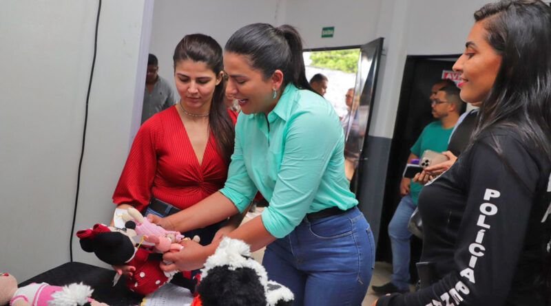 Primeira-dama Karynne Sotero realiza ações alusivas ao mês da mulher em unidades penais