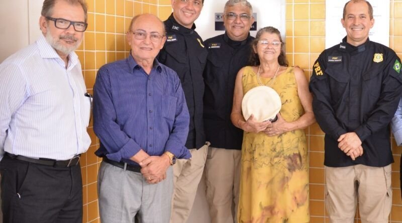 Em inauguração de nova delegacia da PRF em AraguaÃna, Lázaro Botelho defende mais segurança nas rodovias