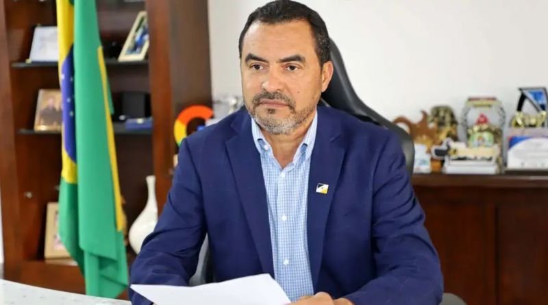 PF cumpre mandados em operação que mira governador afastado, primeira-dama, filhos e ex-integrantes do governo do Tocantins