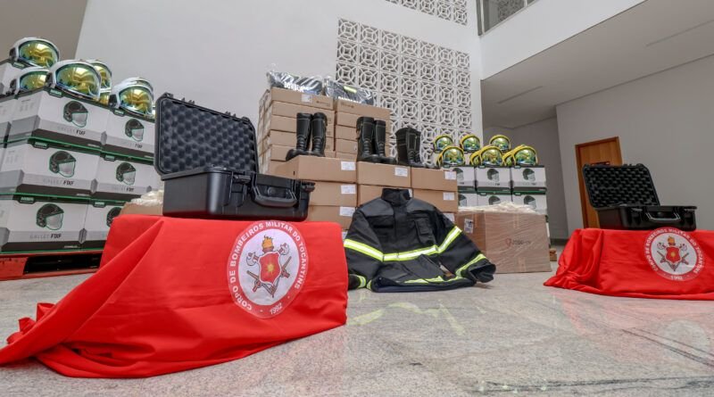 Corpo de Bombeiros Militar do Tocantins recebe 598 materiais e equipamentos da SENASP