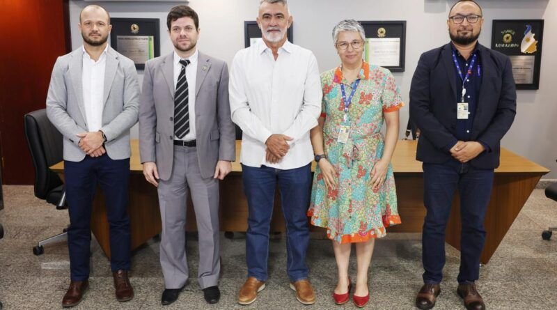 Aleto discute ampliação da telefonia móvel e reforça parceria com a Anatel para expandir conectividade no Tocantins