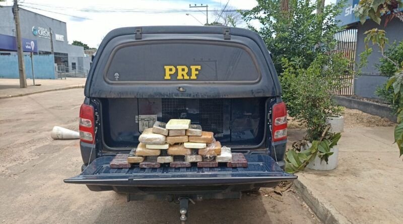 PRF prende homem com cerca de 21 kg de de cocaÃna, maconha e crack