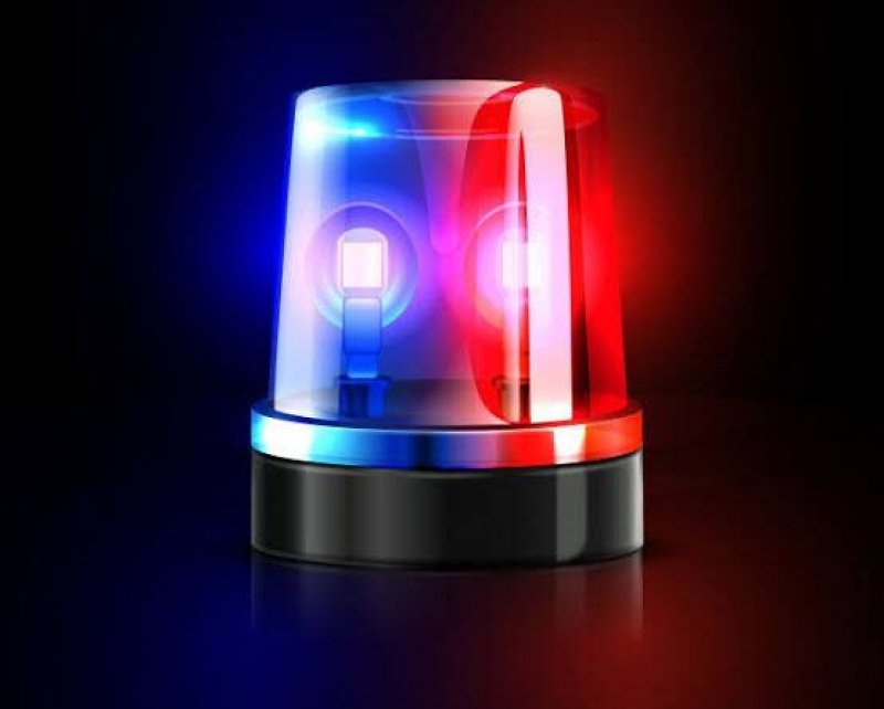 Suspeito de matar esposa e esfaquear filhos se entrega à polícia